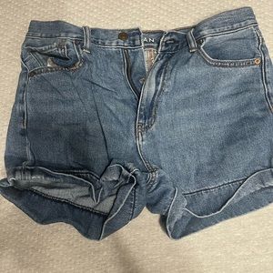 American eagle shorts size 6 high rise